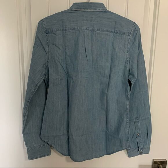 Untuckit Shirt - Picture 8 of 10